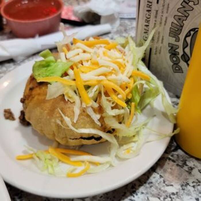 Orugas en los tomates. Por qué aparecen y cómo deshacerse de ellas?