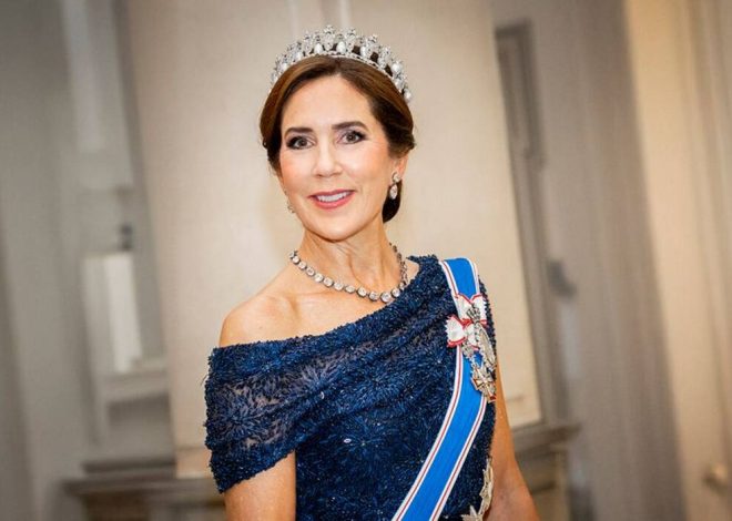 Grosella Collar de Esmeraldas